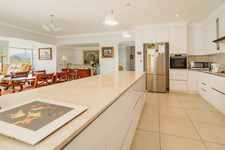 3 Bedroom Property for Sale in Welgelegen Western Cape